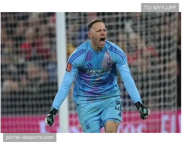 专访诺丁汉森林门将特纳：谈如何通过视频分析预判对手点球主罚习惯