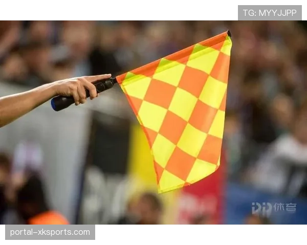 欧足联宣布：下赛季起欧冠将正式在所有比赛启用半自动越位技术。